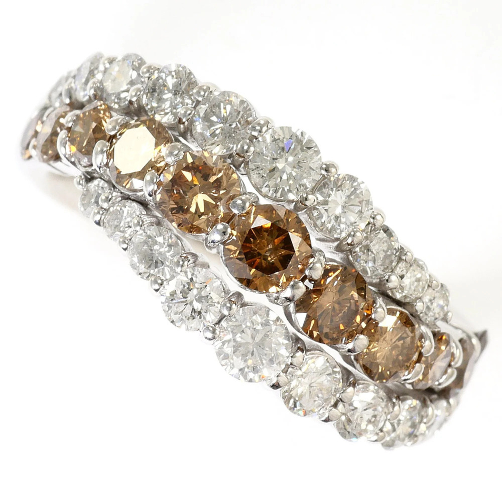 18K (18-karat white gold) ring with brown diamond and card. Total weight: 5.9...